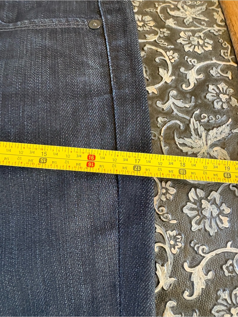 7 For All Mankind Dark Blue Straight-Leg Jeans with Pocket Rhinestone Detail - Picture 7 of 9